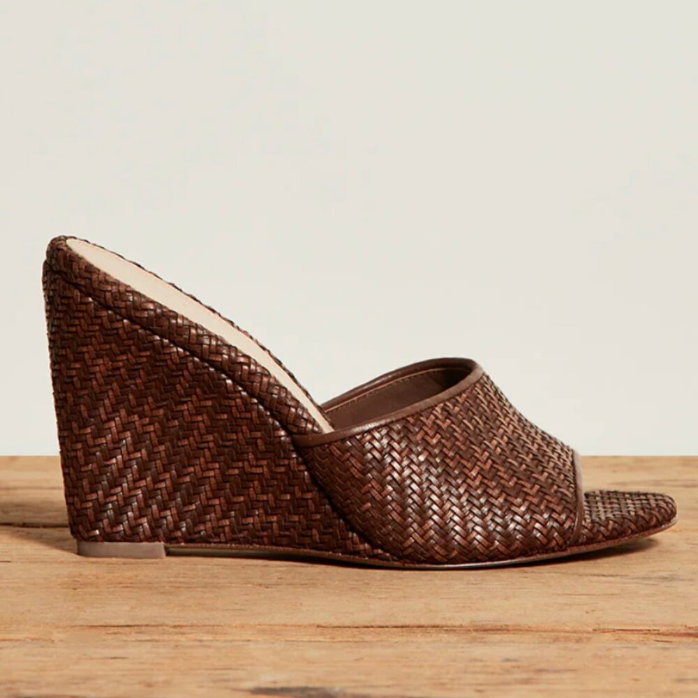 Veronica Beard Dali Wedge Sandal- sz7